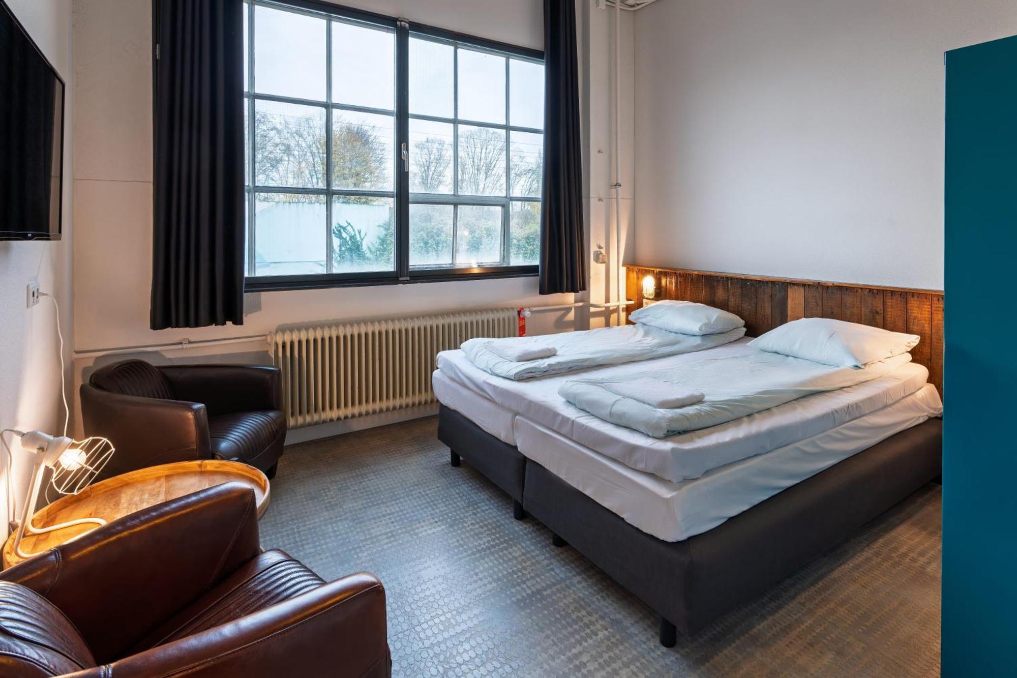 Stayokay Hostel Eindhoven - Blue Collar Екстер'єр фото