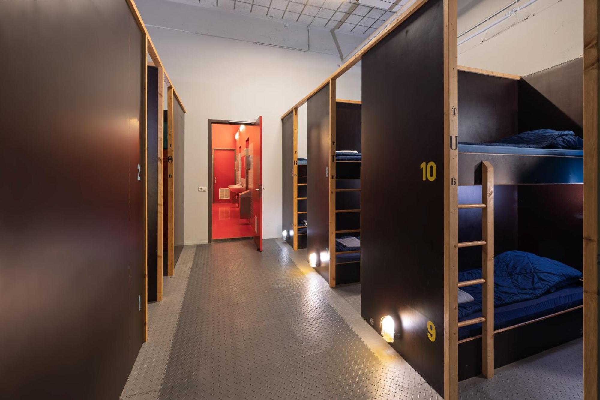 Stayokay Hostel Eindhoven - Blue Collar Екстер'єр фото