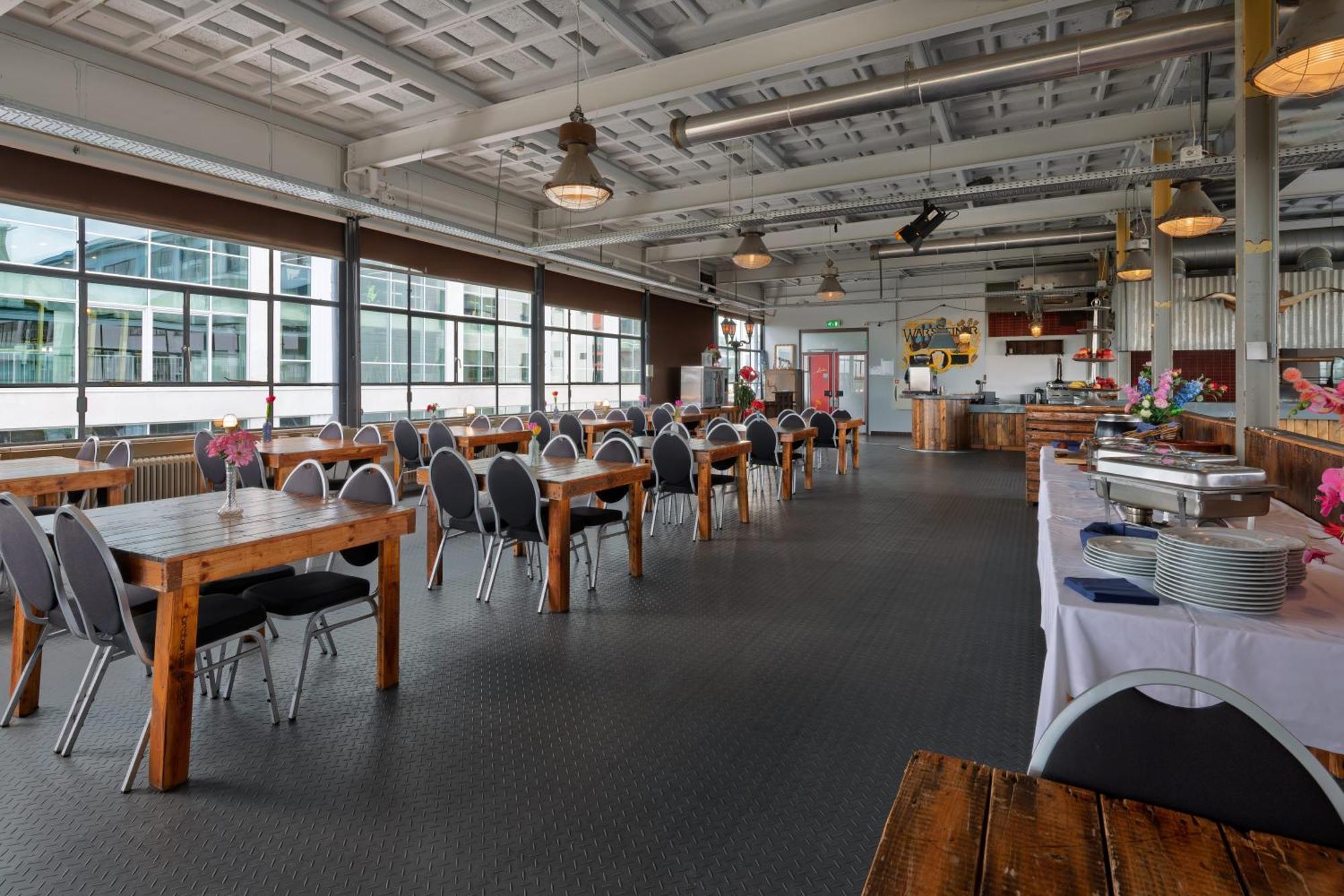 Stayokay Hostel Eindhoven - Blue Collar Екстер'єр фото