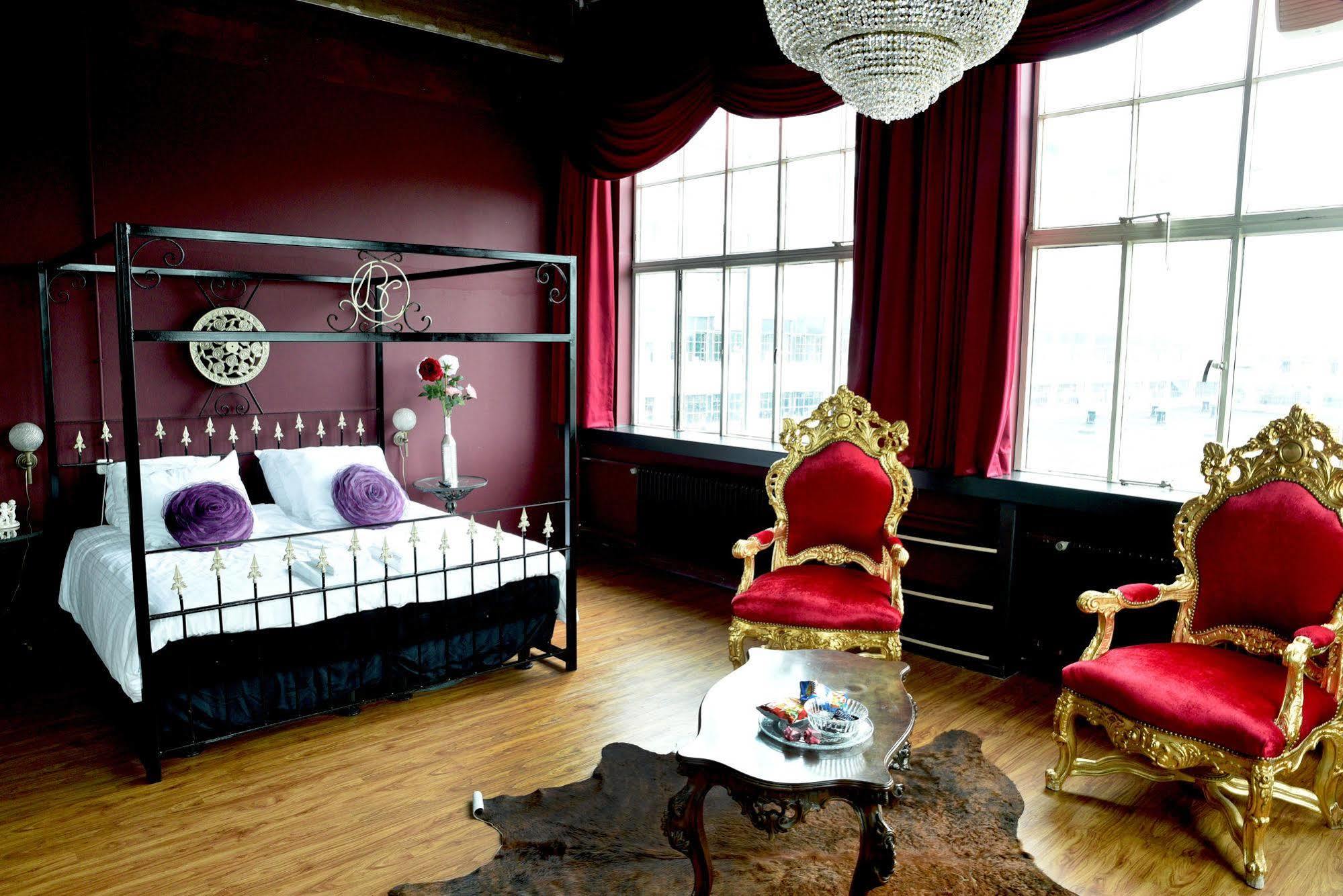 Stayokay Hostel Eindhoven - Blue Collar Екстер'єр фото