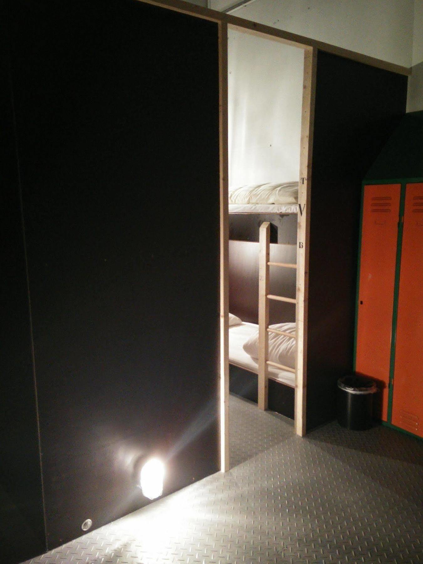 Stayokay Hostel Eindhoven - Blue Collar Екстер'єр фото