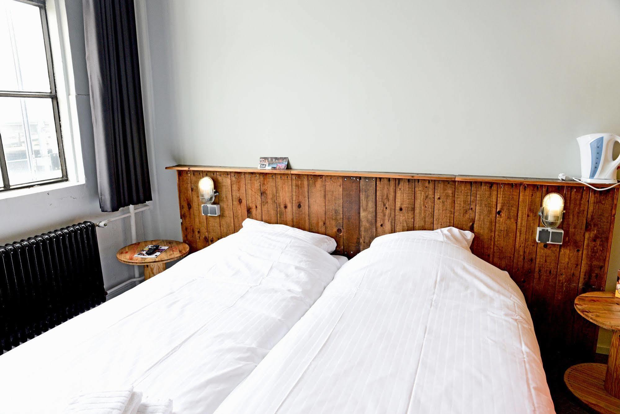 Stayokay Hostel Eindhoven - Blue Collar Екстер'єр фото